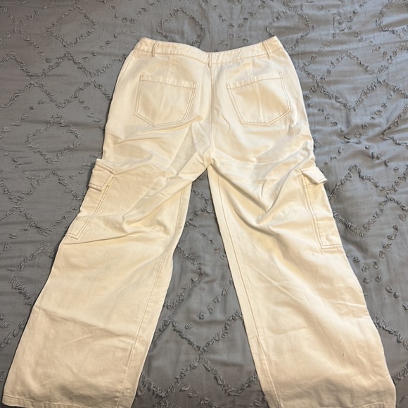SHEIN White Cargo Jean Pant Straight/Wide Leg- L 8/10 - Picture 2 of 5